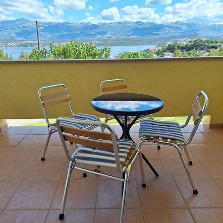 Apartments Mikecin Novigrad  Luaran gambar