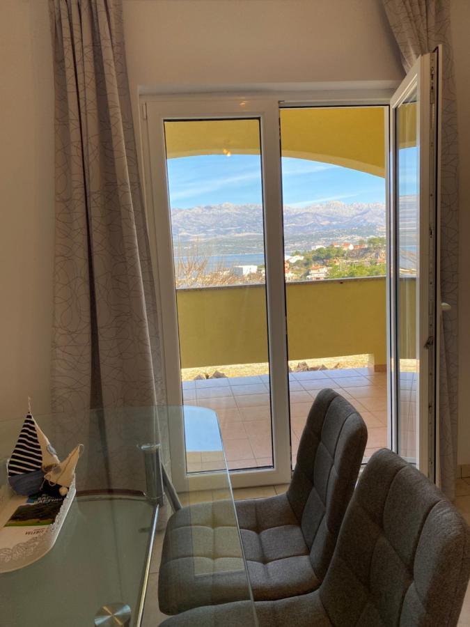 Apartments Mikecin Novigrad  Luaran gambar
