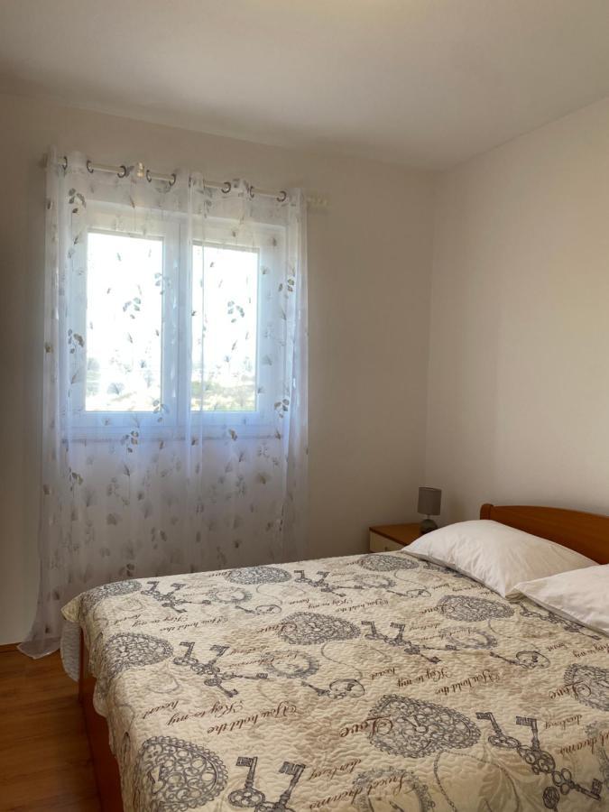 Apartments Mikecin Novigrad  Luaran gambar